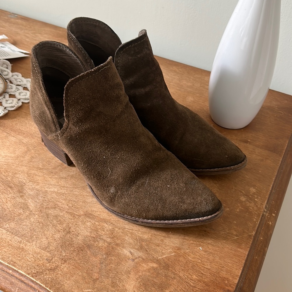 Steve Madden Suede Booties